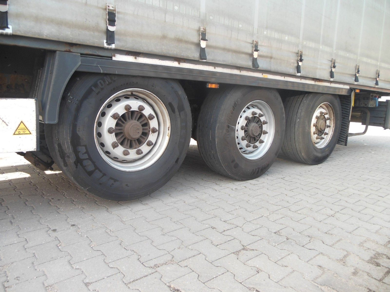 Krone SD, BPW, HUBDACH, LIFT ACHSE, 3 STÜCKS AM LAGER - Тентованный полуприцеп: фото 5 Krone SD, BPW, HUBDACH, LIFT ACHSE, 3 STÜCKS AM LAGER - Тентованный полуприцеп: фото 5