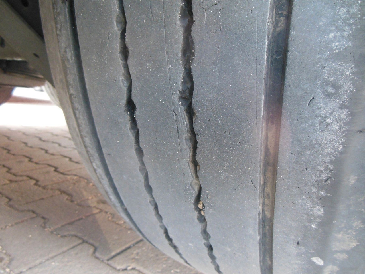 Самосвальный полуприцеп Stas S300CX, 49m3, ADR, 9 TONE ACHSEN,WIE NEUE-TOP!!!: фото 7 Самосвальный полуприцеп Stas S300CX, 49m3, ADR, 9 TONE ACHSEN,WIE NEUE-TOP!!!: фото 7