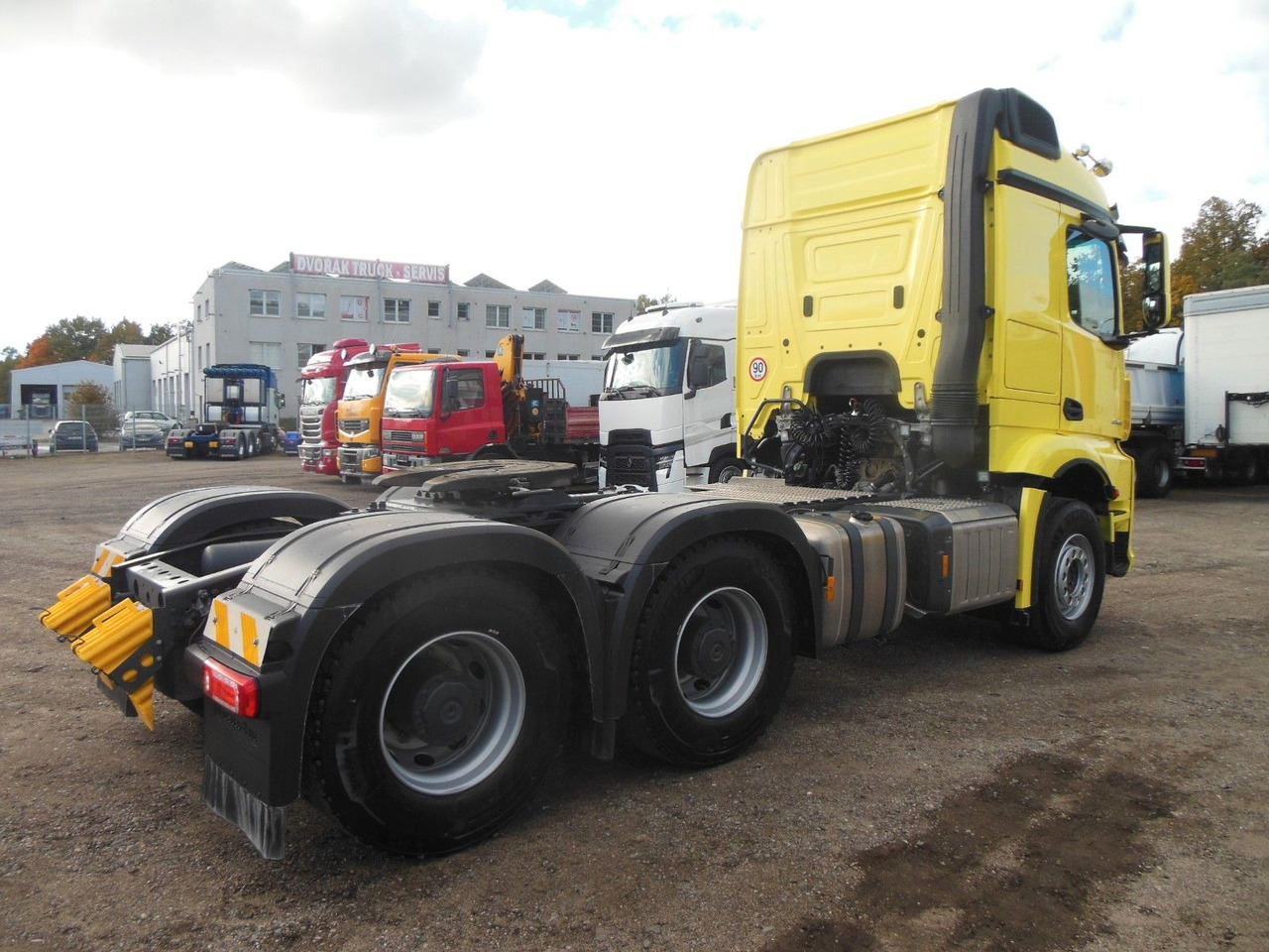 Mercedes-Benz ACTROS 3353, 6X4, 120.000 KG, TRK, 4 STÜCKS, - Тягач: фото 3 Mercedes-Benz ACTROS 3353, 6X4, 120.000 KG, TRK, 4 STÜCKS, - Тягач: фото 3