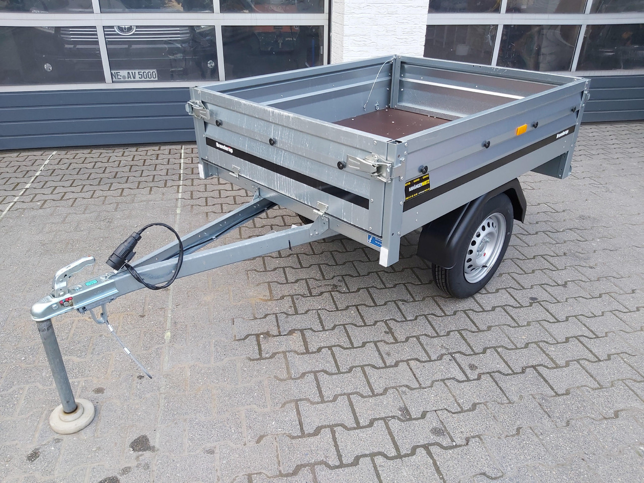 Brenderup 3150 SUB 750 144x116x33cm (XXS) 750kg Online Aktion - Прицеп для легкового автомобиля: фото 1 Brenderup 3150 SUB 750 144x116x33cm (XXS) 750kg Online Aktion - Прицеп для легкового автомобиля: фото 1