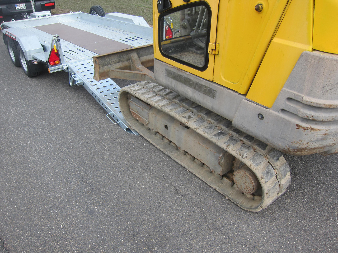 Brian James Digger Plant 543-3217-35 320x170cm Schaufelablage Rampen Reserverad 3500kg - Прицеп для спецтехники: фото 3 Brian James Digger Plant 543-3217-35 320x170cm Schaufelablage Rampen Reserverad 3500kg - Прицеп для спецтехники: фото 3