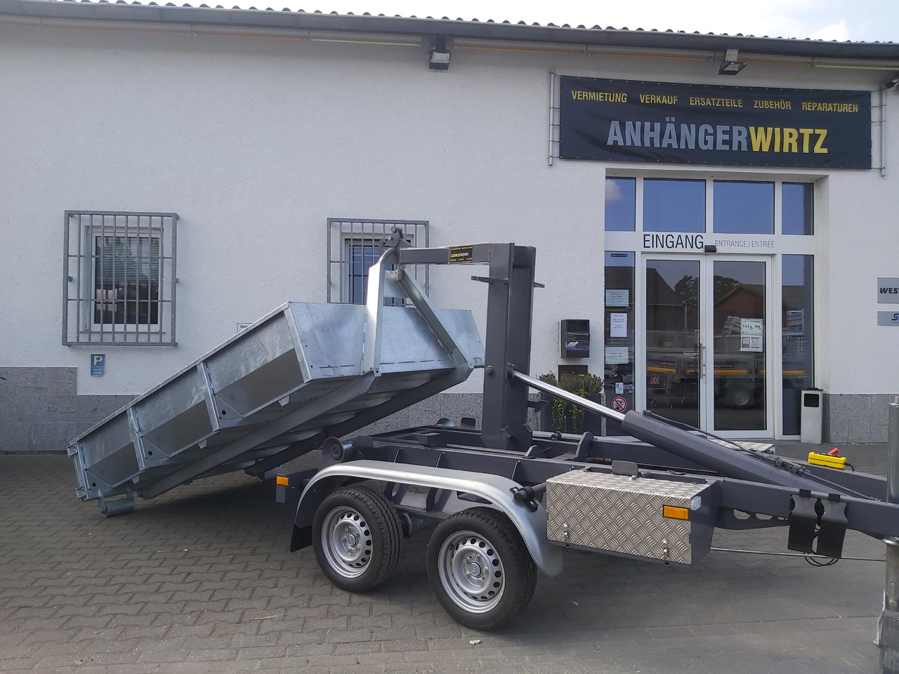 Hakenlift Anhänger Kipper KONOS 3500 elektro hydraulisch 3500kg mit Container Mulde - Самосвальный прицеп: фото 4 Hakenlift Anhänger Kipper KONOS 3500 elektro hydraulisch 3500kg mit Container Mulde - Самосвальный прицеп: фото 4