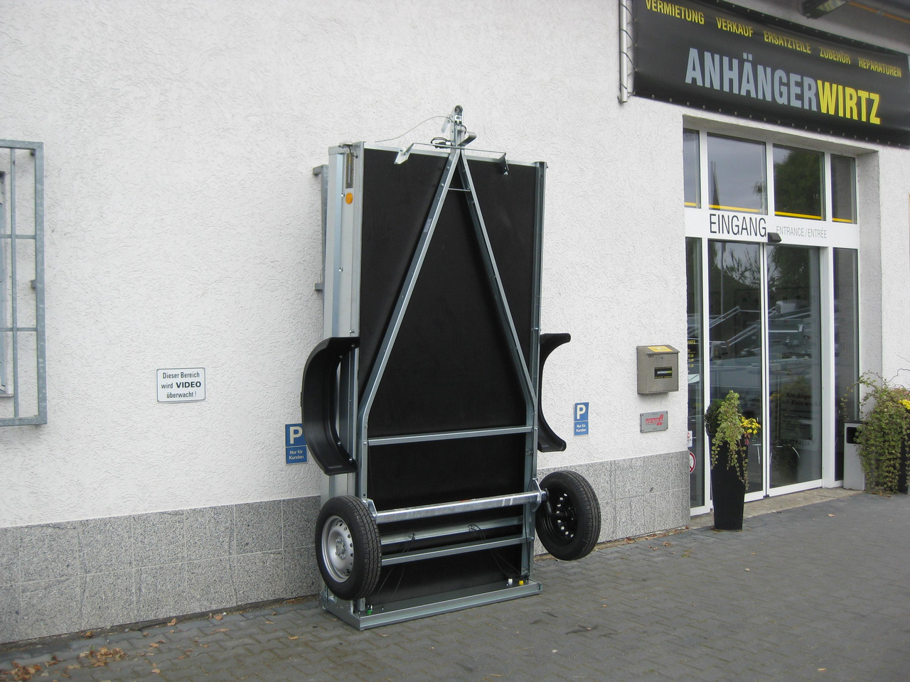 PKW Anhänger Pratik Trailstar 263 263x125x30cm inkl. Hochplane (S) 750kg - Прицеп для легкового автомобиля: фото 2 PKW Anhänger Pratik Trailstar 263 263x125x30cm inkl. Hochplane (S) 750kg - Прицеп для легкового автомобиля: фото 2