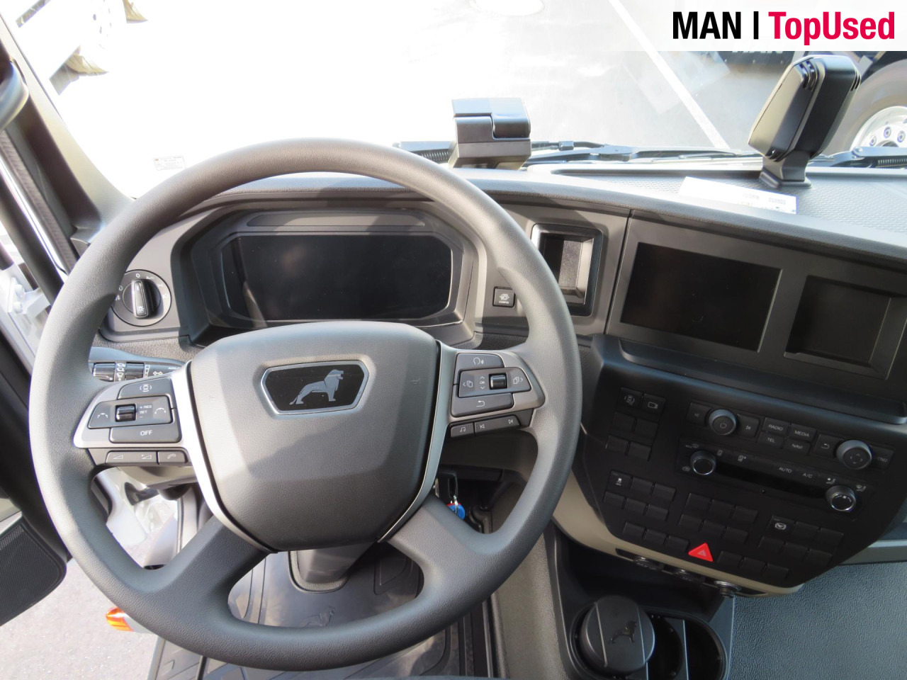 MAN TGL 12.220 4x2 BL CH JUNGE Koffer DHOLLANDIA LBW - Грузовик с закрытым кузовом: фото 5 MAN TGL 12.220 4x2 BL CH JUNGE Koffer DHOLLANDIA LBW - Грузовик с закрытым кузовом: фото 5