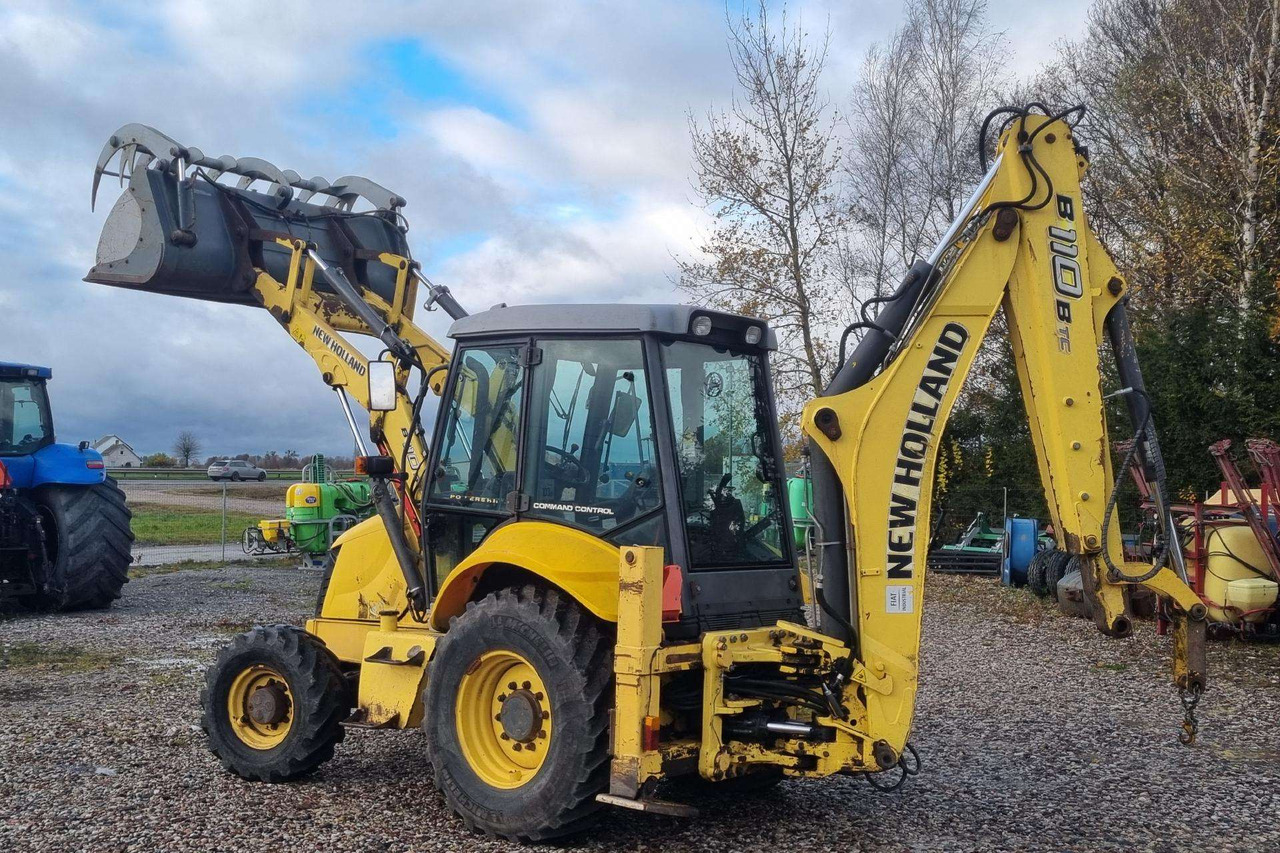 New Holland B110B - Экскаватор-погрузчик: фото 3 New Holland B110B - Экскаватор-погрузчик: фото 3