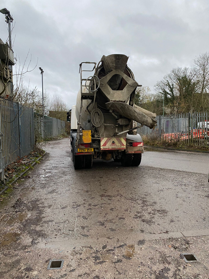 Scania P280 6x4 Concrete Mixer - Автобетоносмеситель: фото 4 Scania P280 6x4 Concrete Mixer - Автобетоносмеситель: фото 4