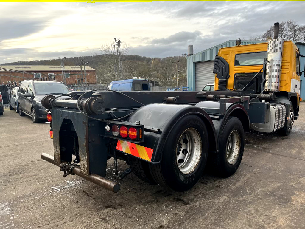 VOLVO FM9 260 6X2 - Грузовик-шасси: фото 5 VOLVO FM9 260 6X2 - Грузовик-шасси: фото 5