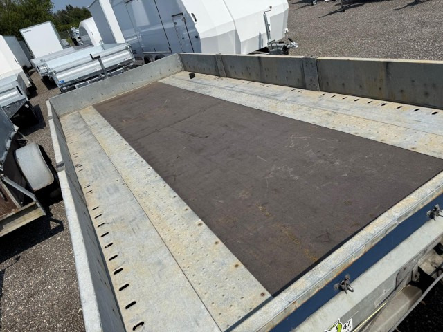 Brian James Cargo Connect 475-5021-35-2-12, 5000 x 2150 x 300 m, 3,5 to. - Прицеп для легкового автомобиля: фото 4 Brian James Cargo Connect 475-5021-35-2-12, 5000 x 2150 x 300 m, 3,5 to. - Прицеп для легкового автомобиля: фото 4