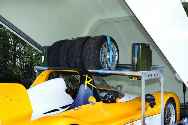 Brian James Race Shuttle 3, 330-1021, 4700 x 1950 mm, 3,0 to. - Прицеп-автовоз: фото 3 Brian James Race Shuttle 3, 330-1021, 4700 x 1950 mm, 3,0 to. - Прицеп-автовоз: фото 3