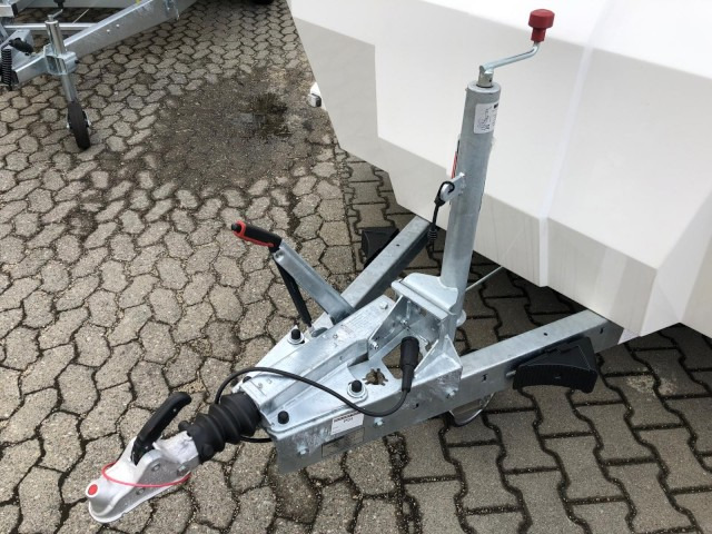 Brian James Race Sport, 340-5510, 5500 x 2100 mm, 3,0 to. 100 km/h, Seilw. - Прицеп-автовоз: фото 4 Brian James Race Sport, 340-5510, 5500 x 2100 mm, 3,0 to. 100 km/h, Seilw. - Прицеп-автовоз: фото 4