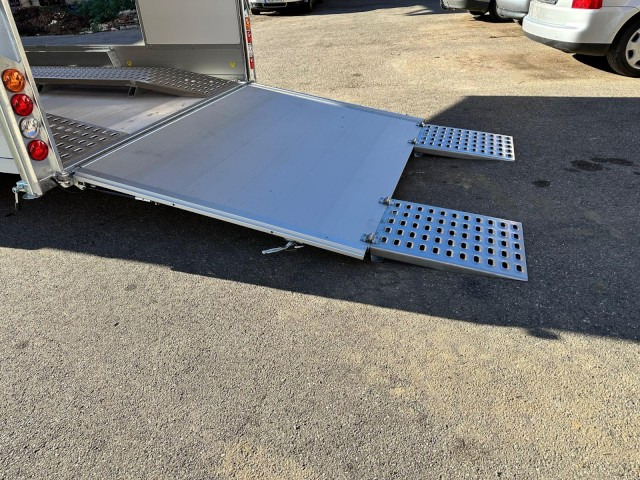 Новый Прицеп-фургон Cheval Liberte Debon Roadster 1000 Sandwich 3500 kg, 100 km/h, 495x200x202cm: фото 8 Новый Прицеп-фургон Cheval Liberte Debon Roadster 1000 Sandwich 3500 kg, 100 km/h, 495x200x202cm: фото 8