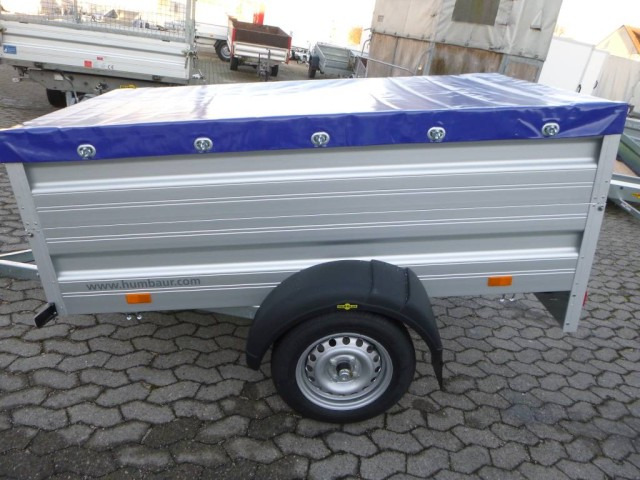 Humbaur HA 752111 mit Bordwand-Aufsatz und Flachplane - Прицеп для легкового автомобиля: фото 2 Humbaur HA 752111 mit Bordwand-Aufsatz und Flachplane - Прицеп для легкового автомобиля: фото 2