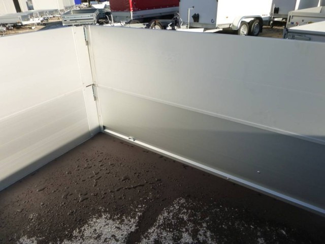 Humbaur HA 752111 mit Bordwand-Aufsatz und Flachplane - Прицеп для легкового автомобиля: фото 4 Humbaur HA 752111 mit Bordwand-Aufsatz und Flachplane - Прицеп для легкового автомобиля: фото 4