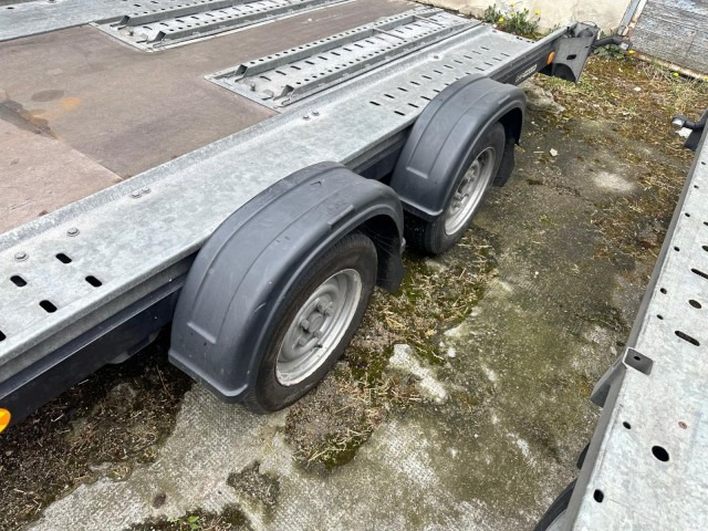 Tema Temared Carkeeper 4520S Autotransporter 4510 x 2010 mm, - Прицеп-автовоз: фото 4 Tema Temared Carkeeper 4520S Autotransporter 4510 x 2010 mm, - Прицеп-автовоз: фото 4