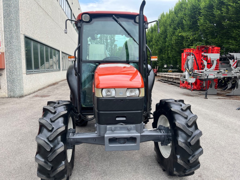 New Holland TN 55 D - Трактор: фото 2 New Holland TN 55 D - Трактор: фото 2