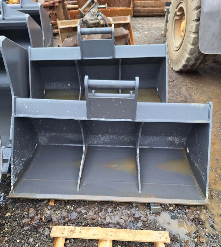 Balavto Slope bucket 1600 mm Volvo S60 - Ковш: фото 1 Balavto Slope bucket 1600 mm Volvo S60 - Ковш: фото 1