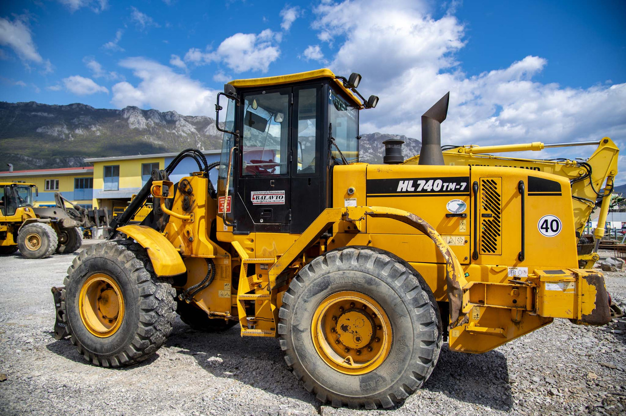 HYUNDAI HL740TM-7 for parts - Колёсный погрузчик: фото 3 HYUNDAI HL740TM-7 for parts - Колёсный погрузчик: фото 3