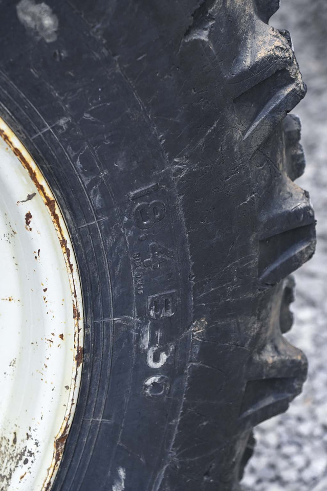 Экскаватор-погрузчик Lännen 8600E: фото 26 Экскаватор-погрузчик Lännen 8600E: фото 26