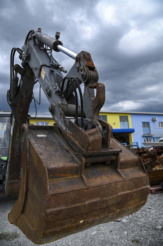 Экскаватор-погрузчик Lännen 8600E: фото 43 Экскаватор-погрузчик Lännen 8600E: фото 43
