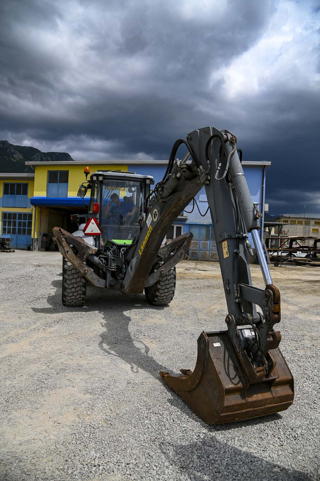 Экскаватор-погрузчик Lännen 8600E: фото 6 Экскаватор-погрузчик Lännen 8600E: фото 6