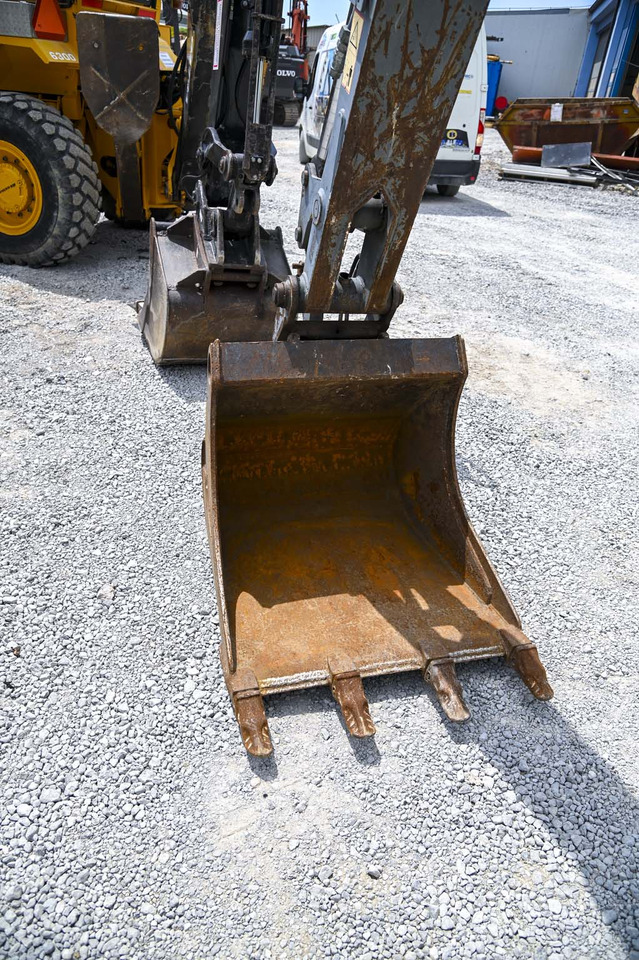 Экскаватор-погрузчик Lännen 8600E: фото 45 Экскаватор-погрузчик Lännen 8600E: фото 45