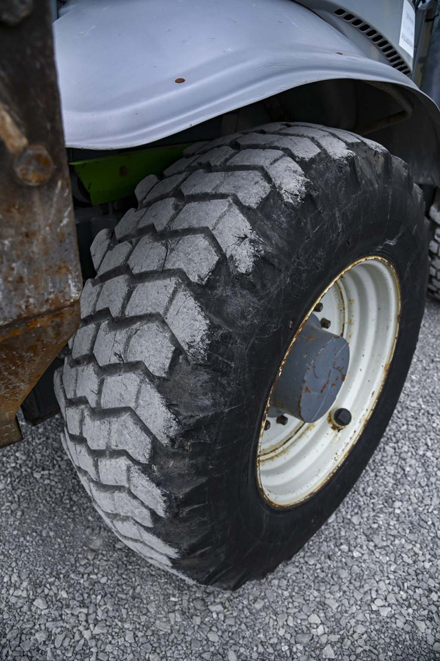 Экскаватор-погрузчик Lännen 8600E: фото 30 Экскаватор-погрузчик Lännen 8600E: фото 30