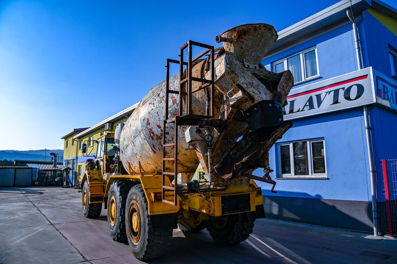 VOLVO A25C 6X6 - Автобетоносмеситель: фото 5 VOLVO A25C 6X6 - Автобетоносмеситель: фото 5