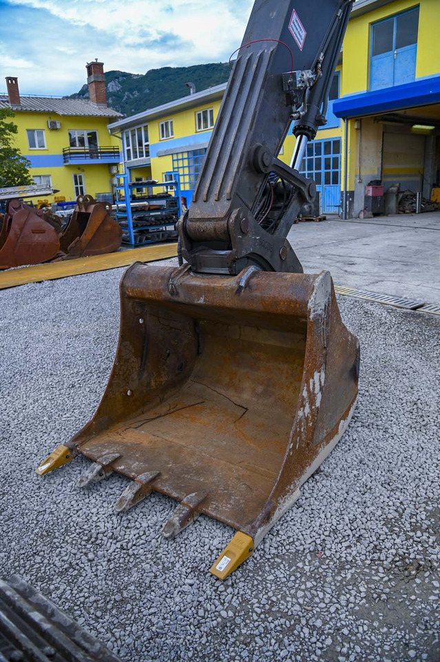 Гусеничный экскаватор VOLVO EC220EL: фото 19