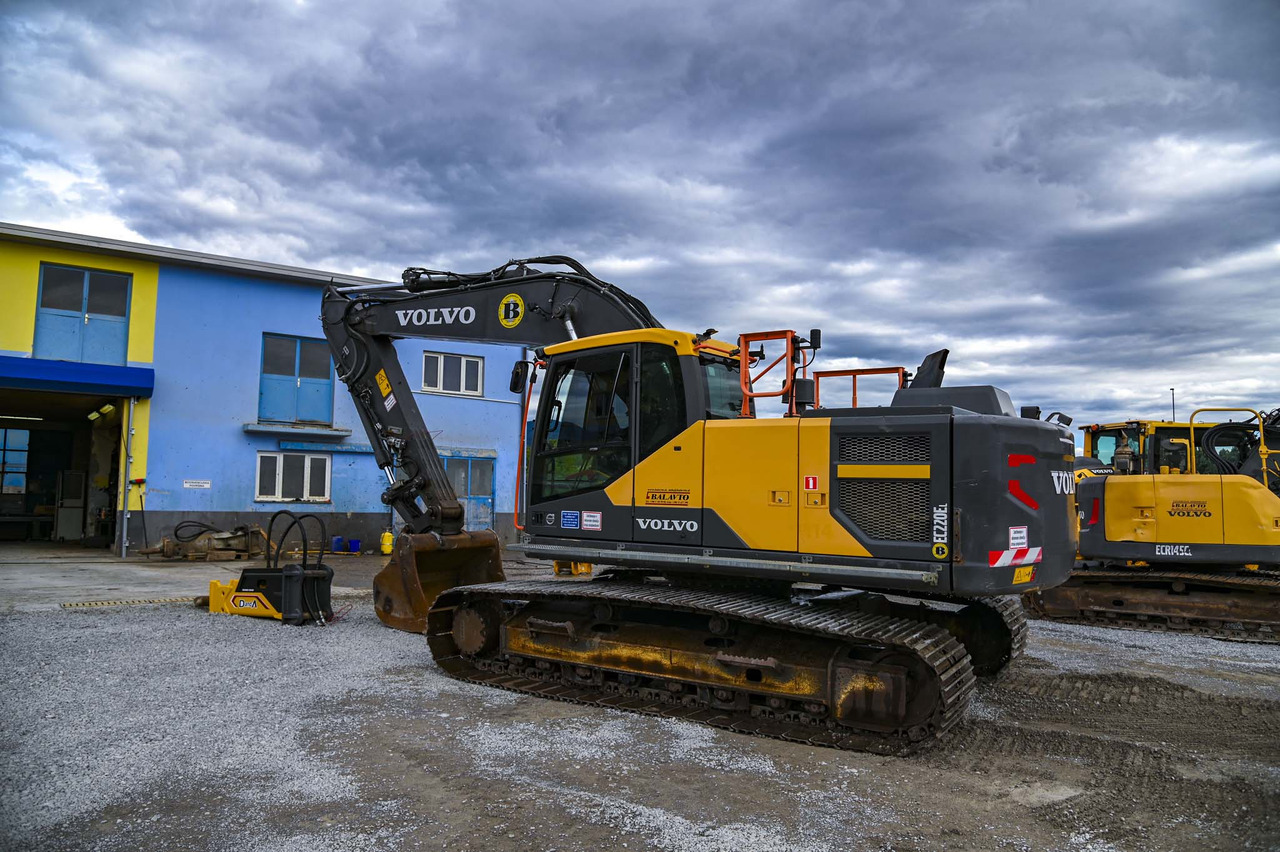 Гусеничный экскаватор VOLVO EC220EL: фото 7