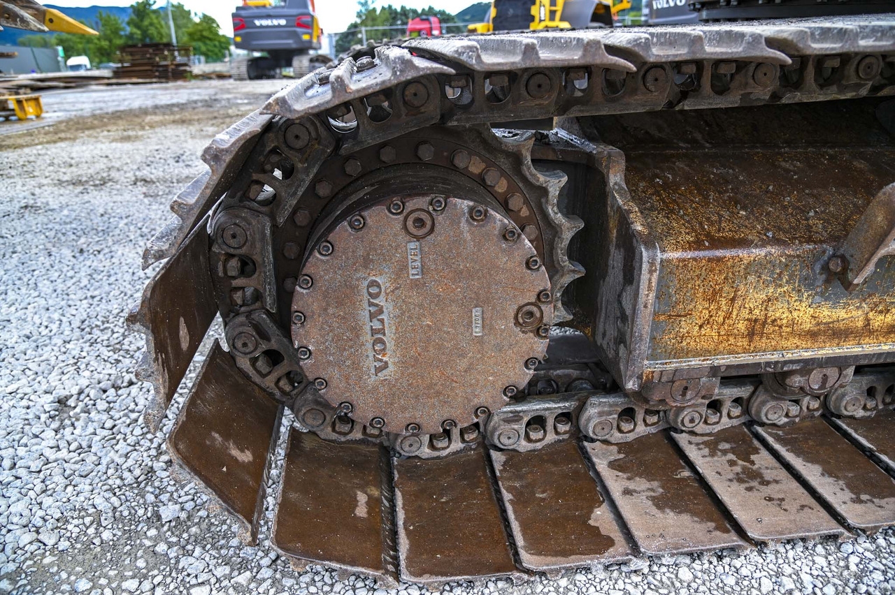 Гусеничный экскаватор VOLVO EC220EL: фото 25