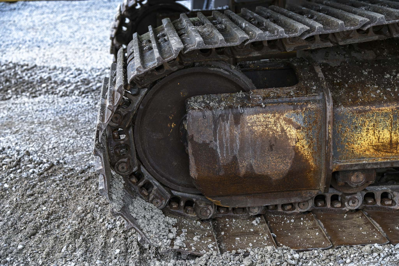 Гусеничный экскаватор VOLVO EC220EL: фото 30