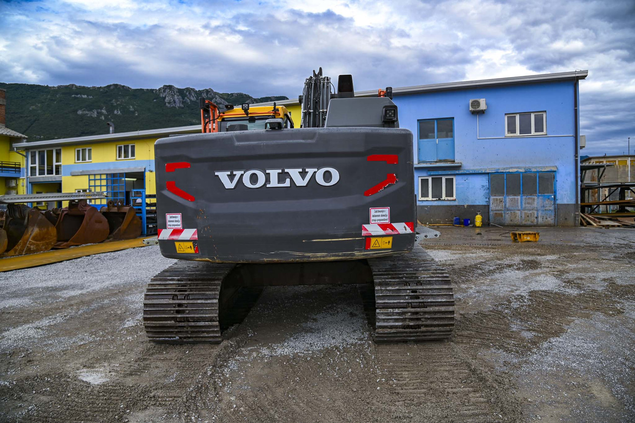 Гусеничный экскаватор VOLVO EC220EL: фото 9