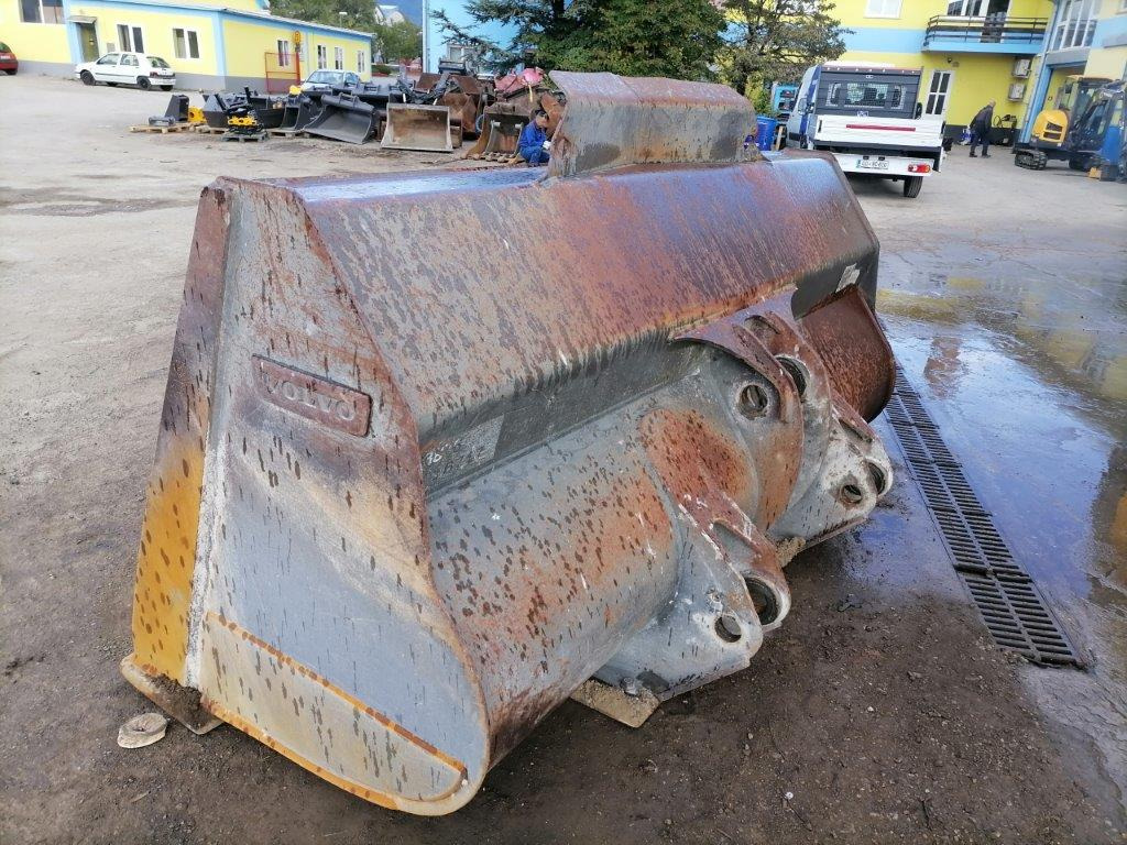 VOLVO loader bucket 2800 mm - Ковш для погрузчика для Колёсных погрузчиков: фото 5 VOLVO loader bucket 2800 mm - Ковш для погрузчика для Колёсных погрузчиков: фото 5