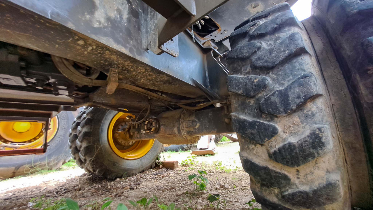 Volvo rear axle 14590304 Volvo EWR150E, EW160D, EW160E, EW180E, EW140E, EWR170E, EW200E MH, EW180D, EW160C, EW180C - Задняя ось для Экскаваторов: фото 2 Volvo rear axle 14590304 Volvo EWR150E, EW160D, EW160E, EW180E, EW140E, EWR170E, EW200E MH, EW180D, EW160C, EW180C - Задняя ось для Экскаваторов: фото 2