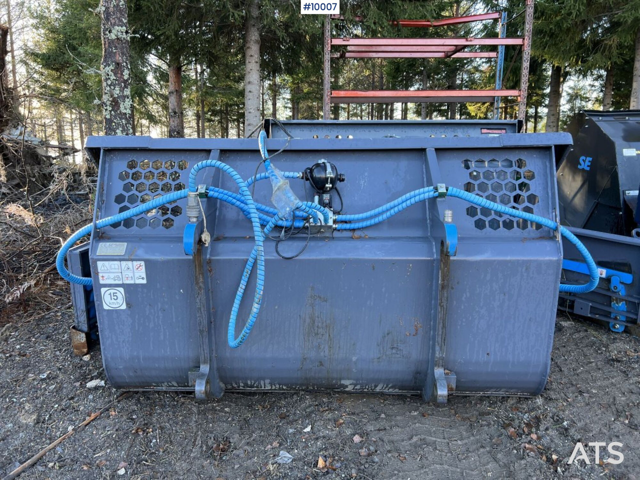 Bucket SE Equipment - Ковш для погрузчика: фото 3 Bucket SE Equipment - Ковш для погрузчика: фото 3