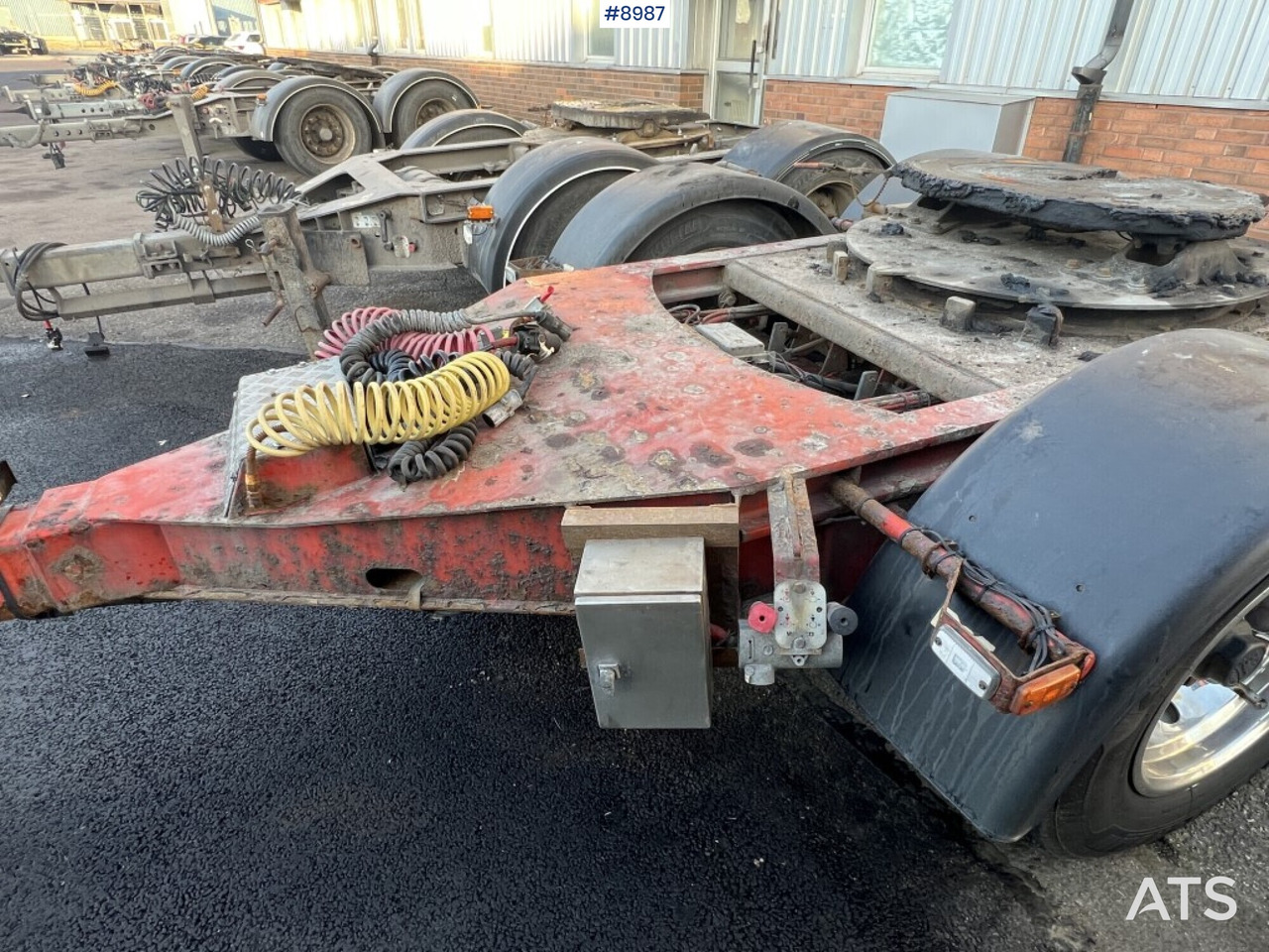 Dolly Renders - Прицеп подкатная тележка: фото 4 Dolly Renders - Прицеп подкатная тележка: фото 4