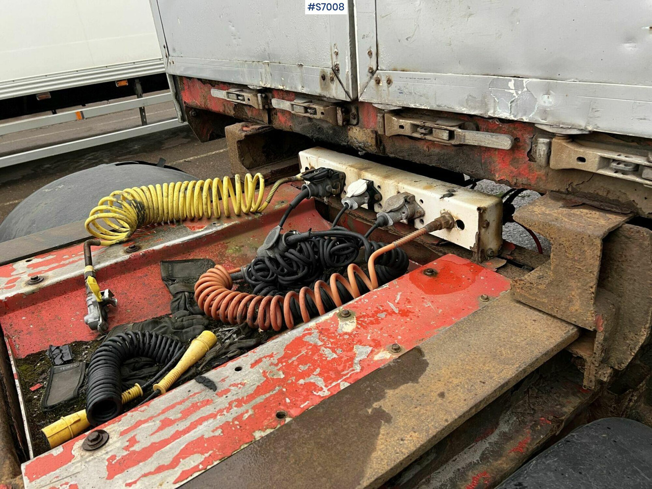 Fliegl SZS380 Link-Trailer - Тентованный полуприцеп: фото 4 Fliegl SZS380 Link-Trailer - Тентованный полуприцеп: фото 4