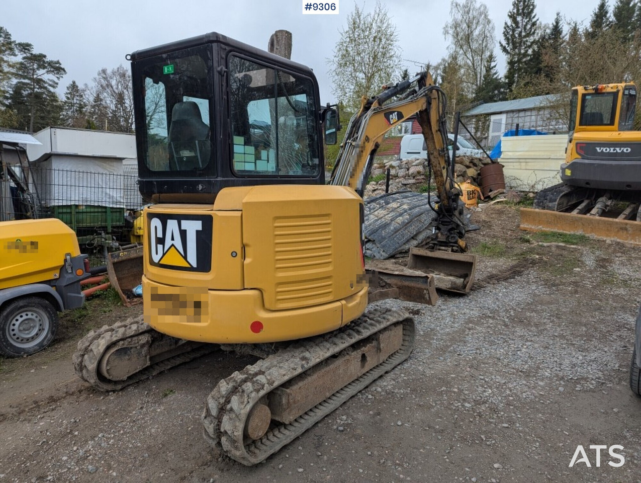 Mini excavator Cat 303.5E CR with tiltrotator and attachments (See Video) - Мини-экскаватор: фото 3 Mini excavator Cat 303.5E CR with tiltrotator and attachments (See Video) - Мини-экскаватор: фото 3