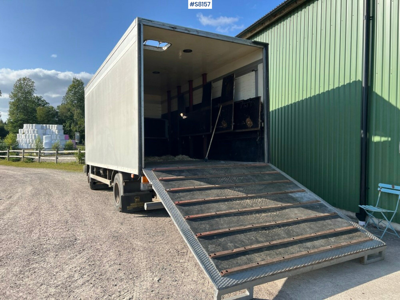 Rebuild boxtruck Volvo FL 608 to a horsetruck - SEE VIDEO - Коневоз: фото 4 Rebuild boxtruck Volvo FL 608 to a horsetruck - SEE VIDEO - Коневоз: фото 4