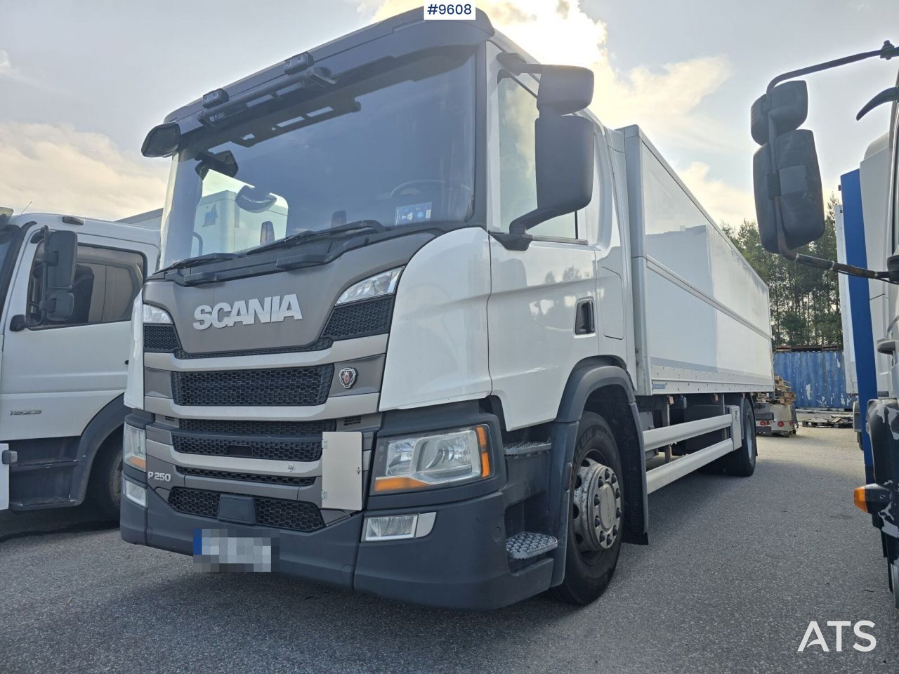 Scania P250 Liftable and lowerable body - Грузовик с закрытым кузовом: фото 1 Scania P250 Liftable and lowerable body - Грузовик с закрытым кузовом: фото 1