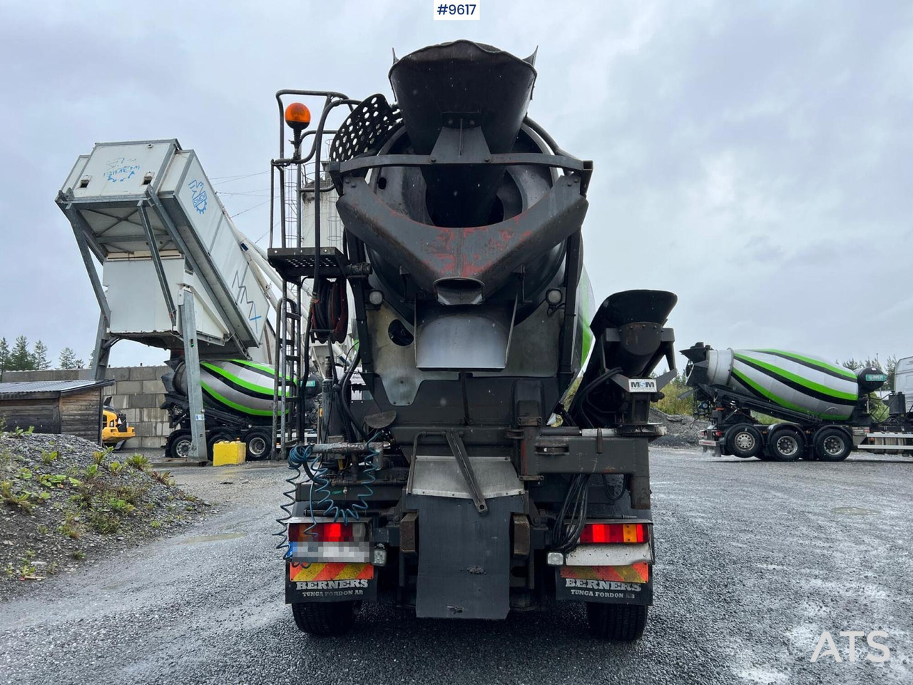 Scania R124 tridem with LAXO quick release / Concrete truck - Автобетоносмеситель: фото 4 Scania R124 tridem with LAXO quick release / Concrete truck - Автобетоносмеситель: фото 4