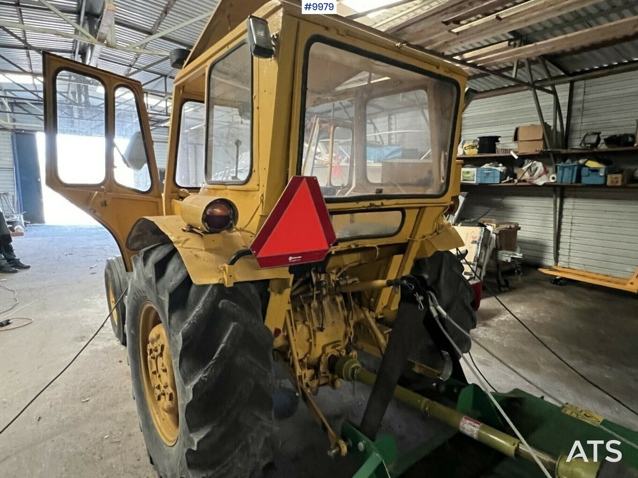 Tractor- MASSEY-FERGUSON 203 - Трактор: фото 3 Tractor- MASSEY-FERGUSON 203 - Трактор: фото 3