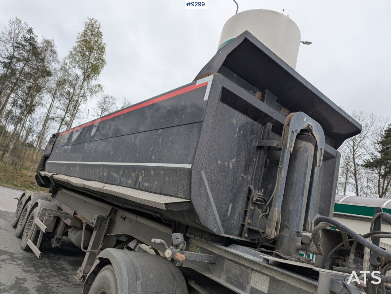 Tractor Unit Mercedes-Benz Arocs 3351 6x4 with tipper trailer - Тягач: фото 5 Tractor Unit Mercedes-Benz Arocs 3351 6x4 with tipper trailer - Тягач: фото 5