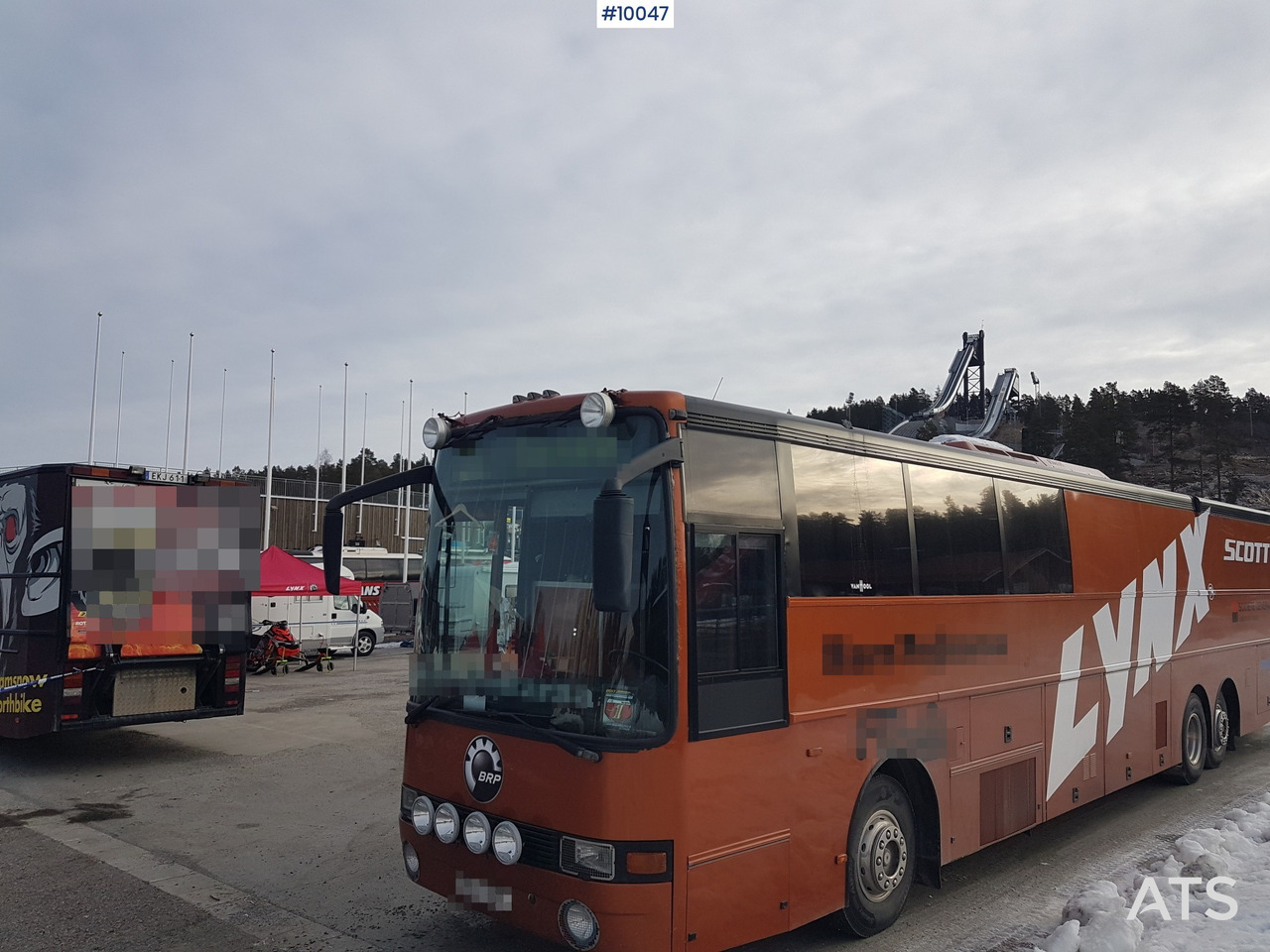 VOLVO B10M-70B Motorhome / Snowmobile bus with rear lift - Кастенваген: фото 3 VOLVO B10M-70B Motorhome / Snowmobile bus with rear lift - Кастенваген: фото 3