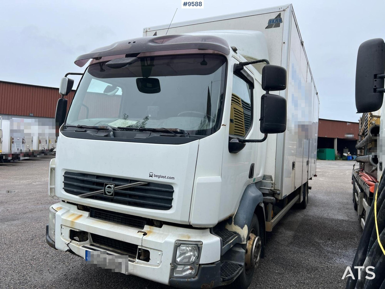 Volvo FL 280 4x2 Box Truck with loading ramps - Грузовик с закрытым кузовом: фото 2 Volvo FL 280 4x2 Box Truck with loading ramps - Грузовик с закрытым кузовом: фото 2