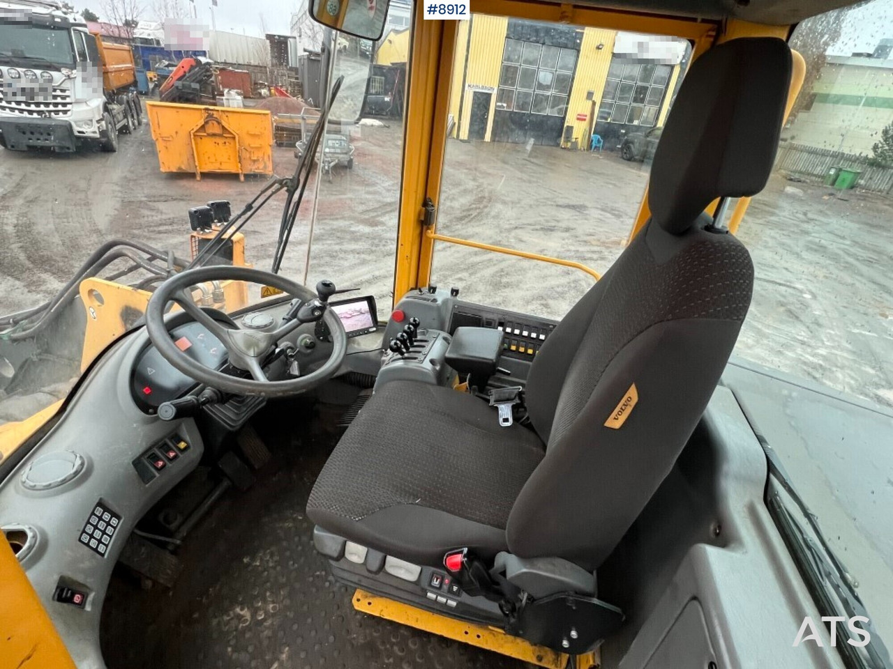 Wheel loader - Volvo L110E - Колёсный погрузчик: фото 5 Wheel loader - Volvo L110E - Колёсный погрузчик: фото 5