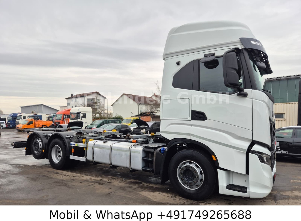 Iveco S-WAY 510 AS LL 6x2 BDF *Retarder/2xTank/AHK/ACC - Грузовик-контейнеровоз/ Сменный кузов: фото 2 Iveco S-WAY 510 AS LL 6x2 BDF *Retarder/2xTank/AHK/ACC - Грузовик-контейнеровоз/ Сменный кузов: фото 2