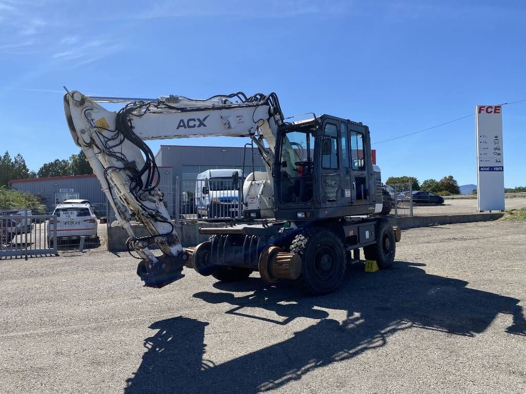 ACX DOOSAN 23 R-R 1er Main a réparer endommagée - Колёсный экскаватор: фото 2 ACX DOOSAN 23 R-R 1er Main a réparer endommagée - Колёсный экскаватор: фото 2