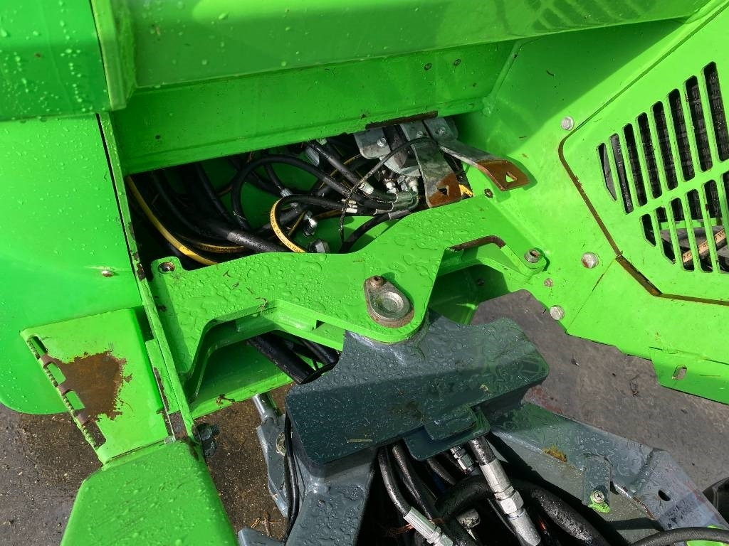 Компактный фронтальный погрузчик Avant M 528 EIPTT /Certificat CE endommagée: фото 20