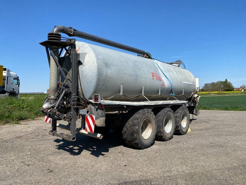 Fliegl WFG10100/Châssis Porteur-Citerne 24000Litres - Сельскохозяйственный прицеп: фото 4 Fliegl WFG10100/Châssis Porteur-Citerne 24000Litres - Сельскохозяйственный прицеп: фото 4